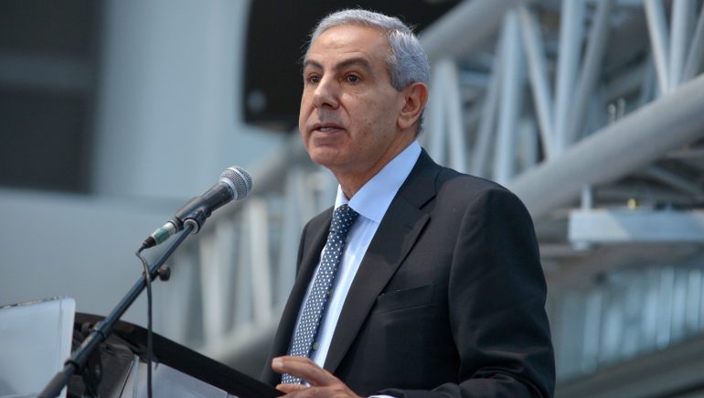 وزير الصناعة