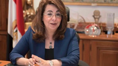 غادة والى