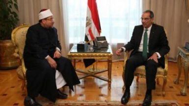 وزيرا الاتصالات والاوقاف