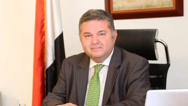 هشام توفيق وزير قطاع الأعمال
