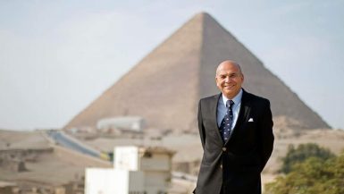 سامح سعد الرئيس التنفيذى والعضو المنتدب لشركة مصر للسياحة