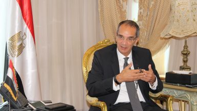 عمرو طلعت