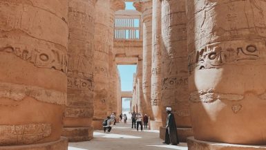 الآثار ؛ السياحة