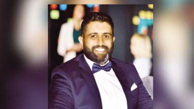 محمد زكى ؛ إيلاف