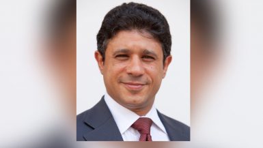 باسم قمر ؛ البنك الأوروبى لإعادة الإعمار