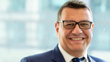 خالد حمزة ؛ البنك الأوروبى لإعادة الإعمار