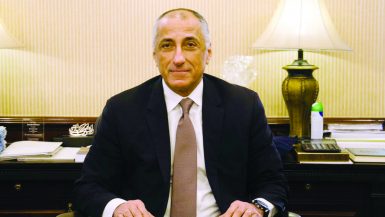 طارق عامر