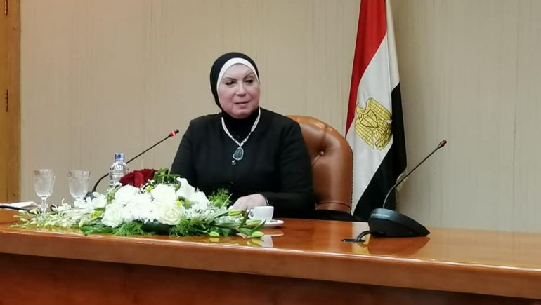 نيفين جامع