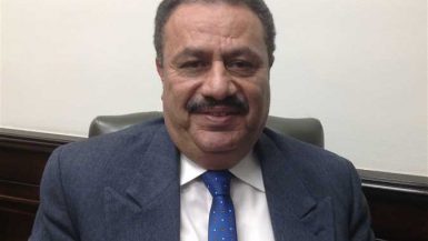 رضا عبد القادر رئيس مصلحة الضرائب