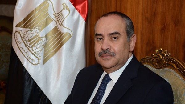 منار عنبة وزير الطيران