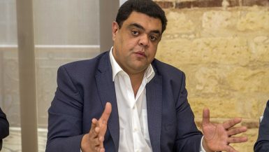أيمن الصاوى ؛ ثروة كابيتال