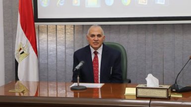 محمد عبد العاطى وزير الموارد المائية والرى