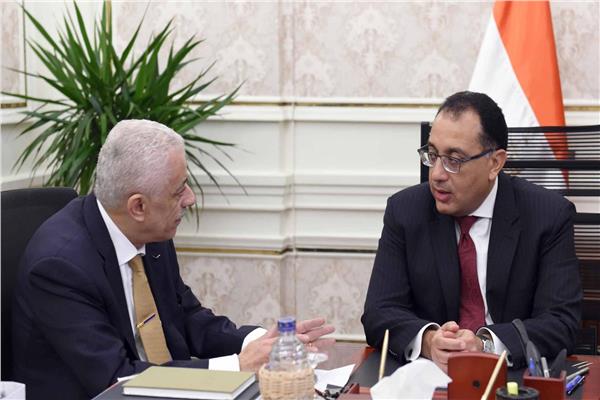 مصطفى مدبولى رئيس الوزراء و طارق شوقى وزير التعليم