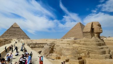 السياحة ؛ الآثار ؛ الأهرامات