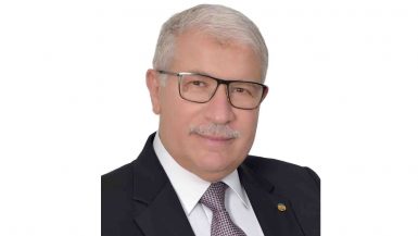 سيد فاروق ؛ المقاولون العرب