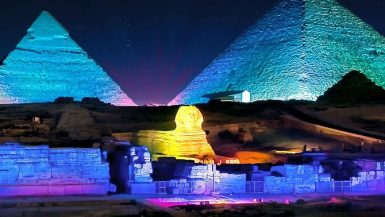 الصوت والضوء بمنطقة الاهرامات