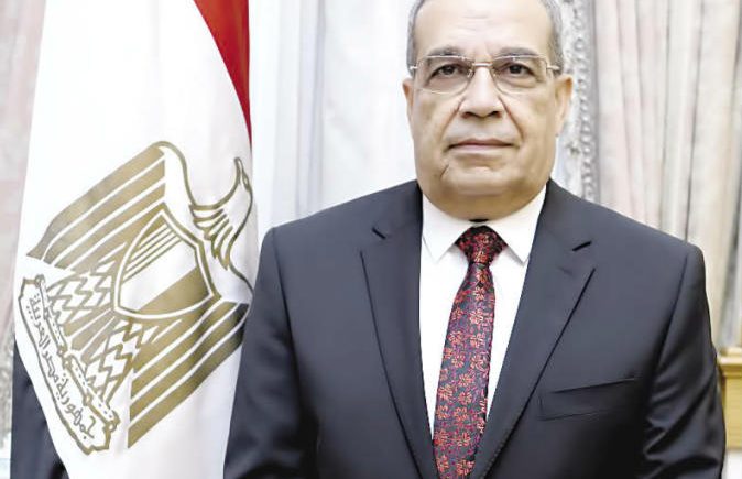 محمد احمد مرسي وزير الانتاج الحربي