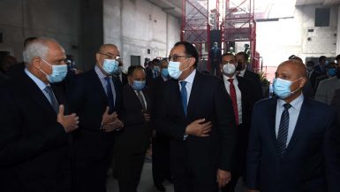 رئيس الوزراء يشهد وصول ماكينة الحفر العميق إلى محطة "الكيت كات" بالمرحلة الثالثة من الخط الثالث للمترو