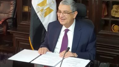 محمد شاكر وزير الكهرباء