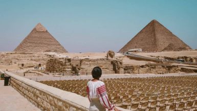 صرف الدفعة الثانية من الدعم الاستثنائى للمرشدين السياحيين