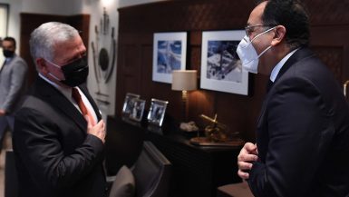 ملك الأردن يستقبل رئيس مجلس الوزراء المصرى