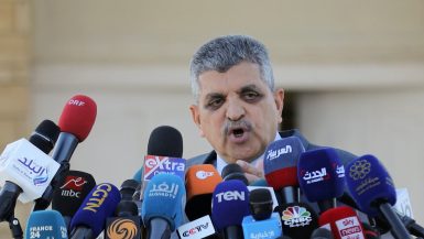 اسامة ربيع رئيس هيئة قناة السويس