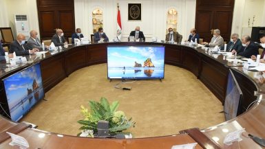 وزير الإسكان يتابع الموقف التنفيذى لمشروعات مبادرة "حياة كريمة" لتطوير الريف المصرى