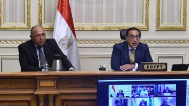 رئيس الوزراء: مصر مستعدة لتسخير إمكاناتها لمساندة المبادرة الطموحة للشراكة من أجل تصنيع لقاح كورونا بالقارة الإفريقية