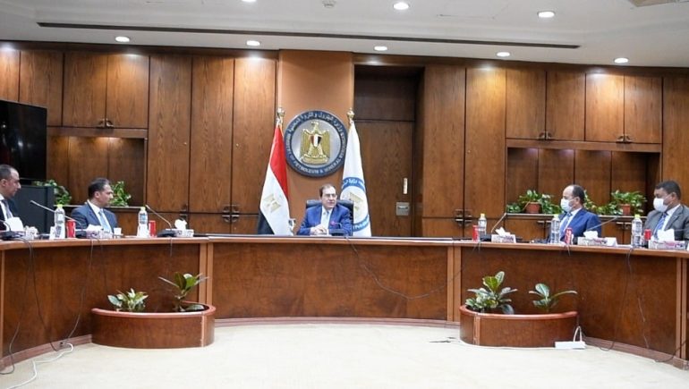 وزير البترول يبحث مع وفد "سيمنس" التعاون فى مجالات التحول الرقمى
