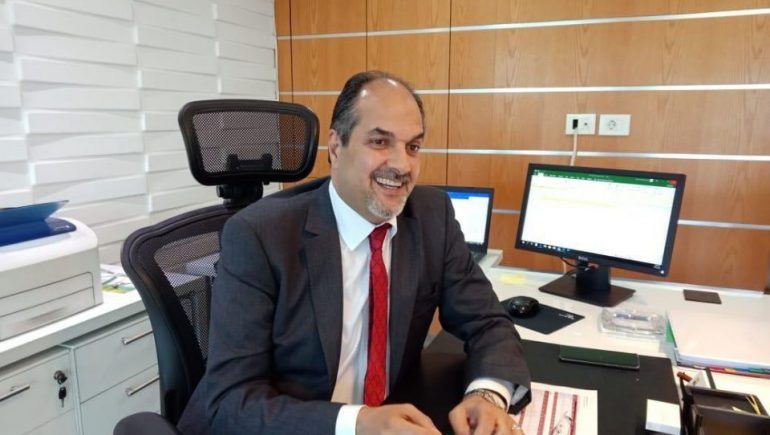 أيمن عبدالحميد ؛ شركة التعمير للتمويل العقارى "الأولى"