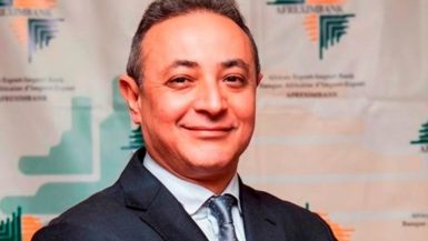 عمرو كامل نائب رئيس البنك الأفريقي للتصدير والاستيراد "أفريكسم بنك"