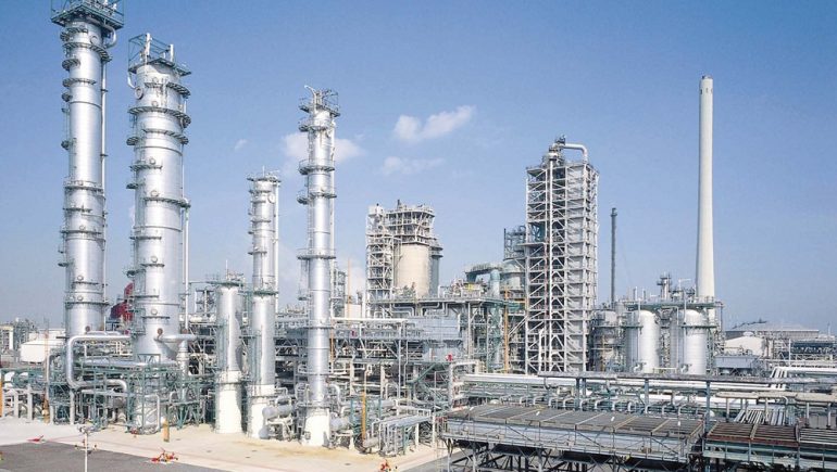 "ميدور" تبدأ إنتاج السولار بمواصفات "EURO 5" منتصف 2022